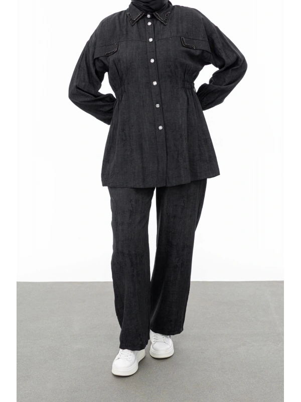 YAKASI VE ALLERİ TAŞLI PANTOLON TAKIM - SİYAH