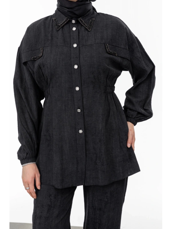 YAKASI VE ALLERİ TAŞLI PANTOLON TAKIM - SİYAH