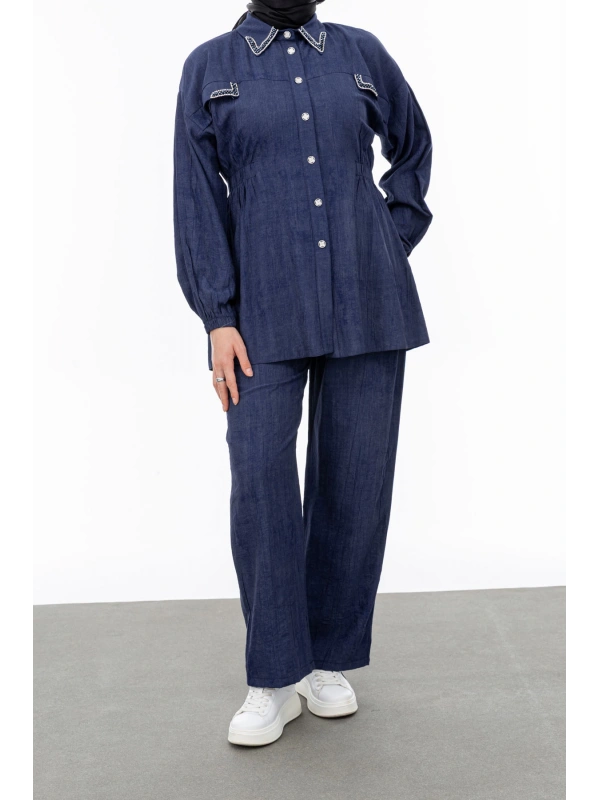 YAKASI VE ALLERİ TAŞLI PANTOLON TAKIM - LACİVERT