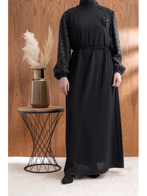 KOLLARI LEOPAR DETAYLI BROŞLU ELBİSE - SİYAH