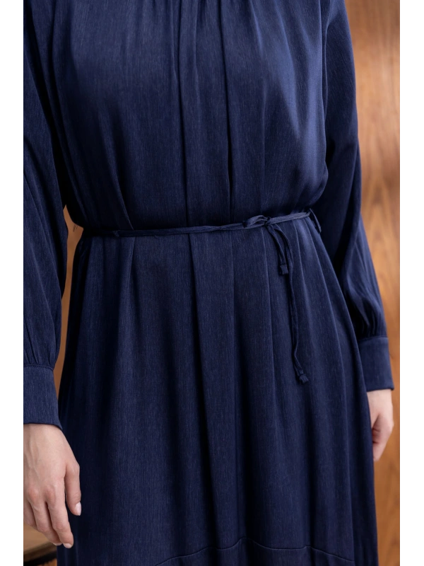 YAKASI BÜZGÜ VE TAŞ DETAYLI  ELBİSE - LACİVERT