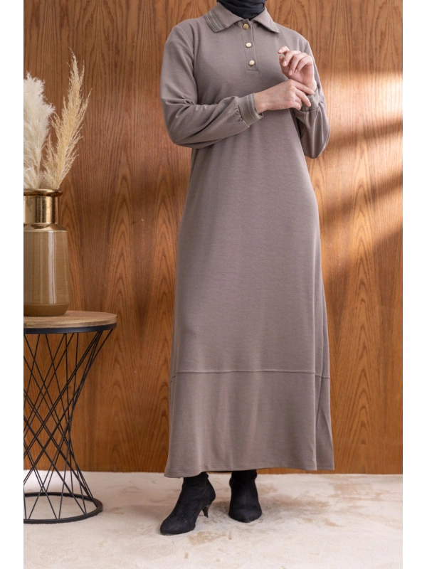 YAKASI VE MANŞETİ RİBANALI ELBİSE - VİZON