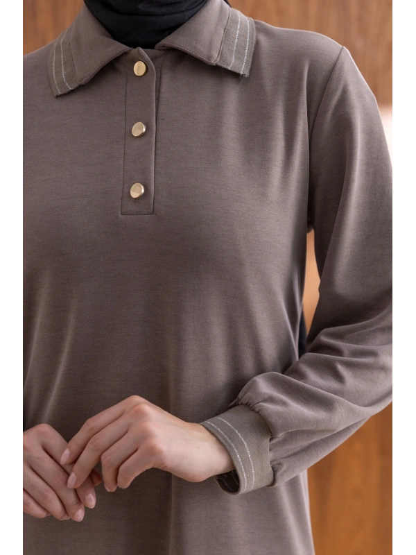 YAKASI VE MANŞETİ RİBANALI ELBİSE - VİZON