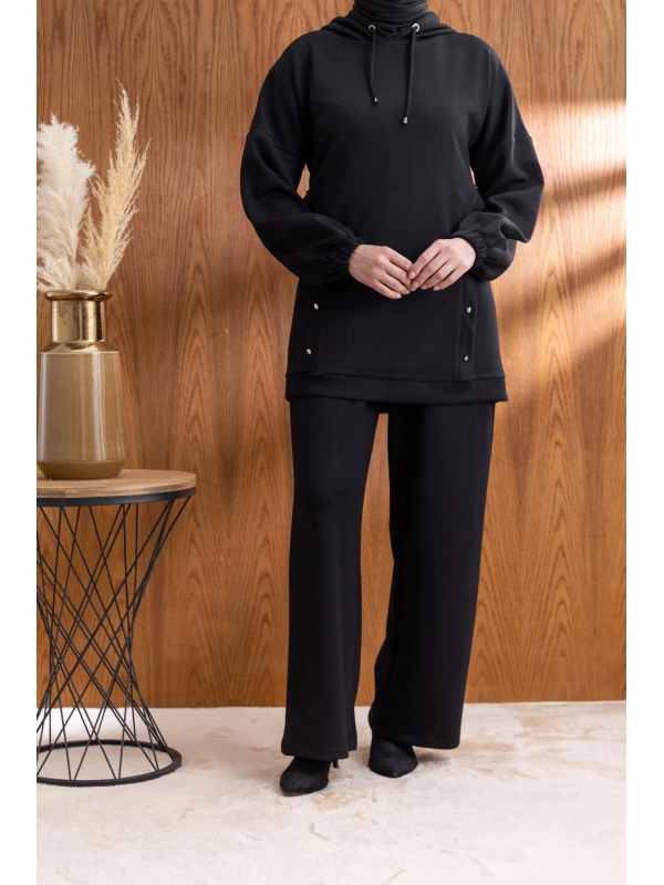 LETAFET DÜĞME ŞERİT DETAYLI KAPÜŞONLU PANTOLONLU TAKIM - SİYAH