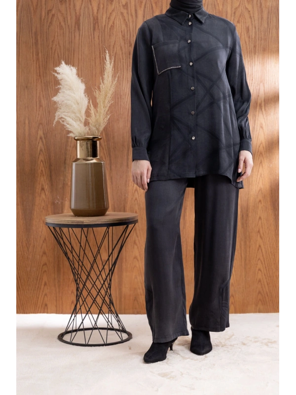 CEBİ TAŞ DETAYLI ÖNÜ DÜĞMELİ PANTOLONLU TAKIM - SİYAH