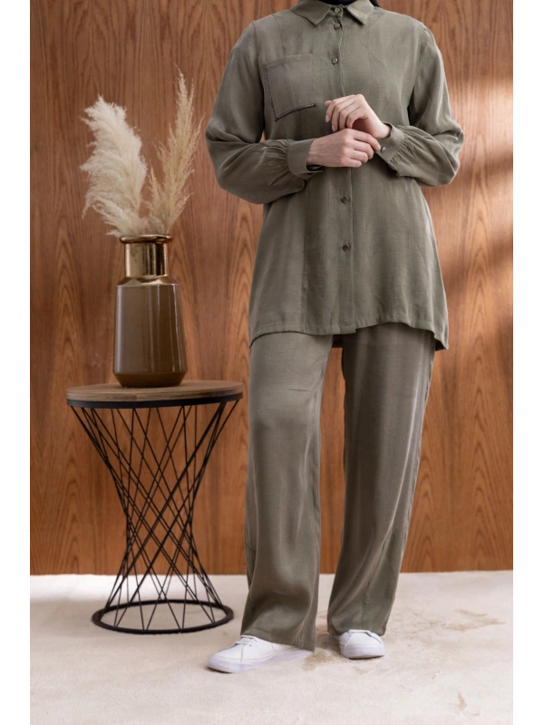 CEBİ TAŞ DETAYLI ÖNÜ DÜĞMELİ PANTOLONLU TAKIM - HAKİ