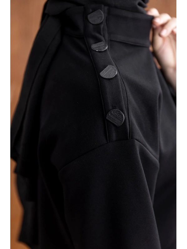 KOLU PİLİSE DETAYLI BROŞLU PANTOLONLU TAKIM - SİYAH