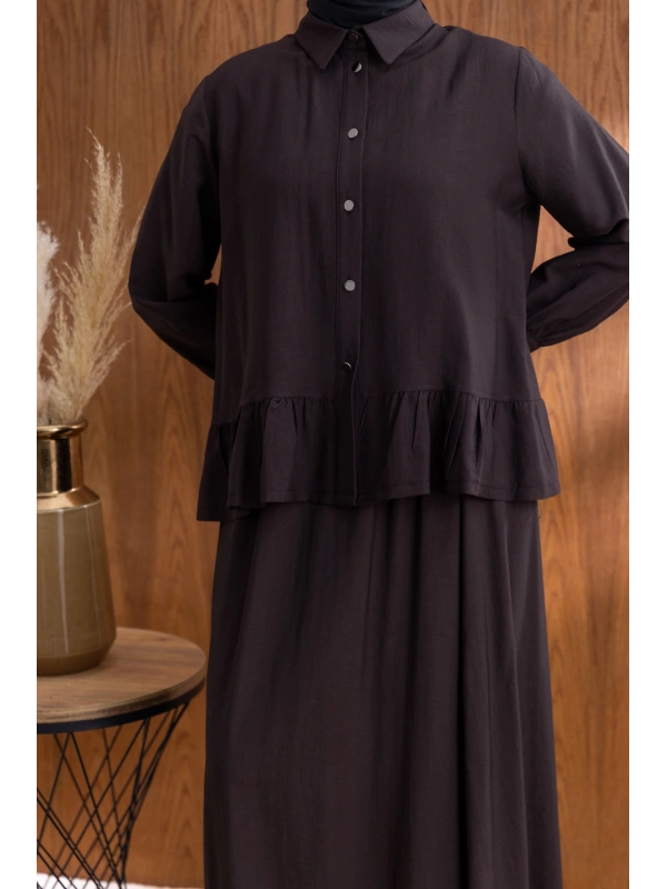 FIRFIR DETAYLI GÖMLEK YAKA ETEKLİ TAKIM - KAHVE