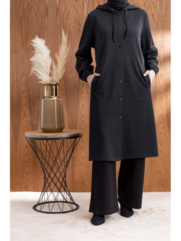 ÖNÜ ÇITÇITLI KAPÜŞONLU GİYÇIK - SİYAH