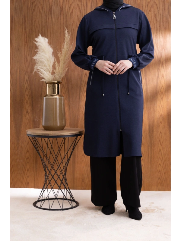 KAPÜŞONLU RİBANA VE ALLER DETAYLI GİYÇIK - LACİVERT