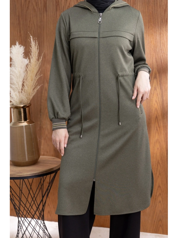 KAPÜŞONLU RİBANA VE ALLER DETAYLI GİYÇIK - HAKİ