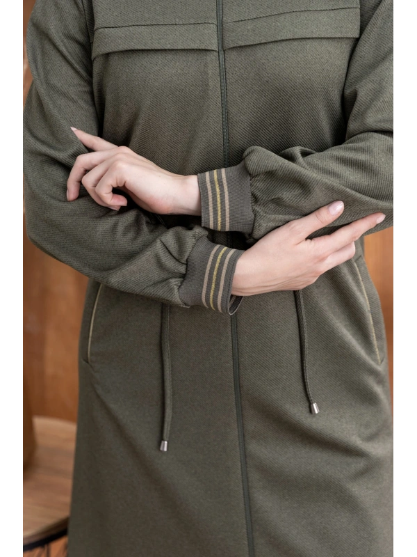 KAPÜŞONLU RİBANA VE ALLER DETAYLI GİYÇIK - HAKİ