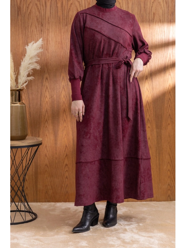 KOLLARI VE YAKASI RİBANALI ELBİSE - BORDO