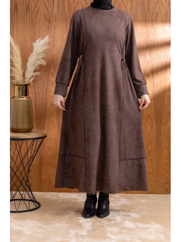 BELİ BAĞCIK DETAYLI KUPLU ELBİSE - KAHVE