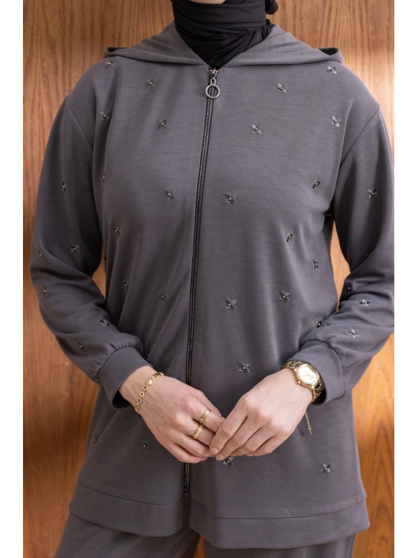 NAKIŞ VE İNCİ DETAYLI PANTOLONLU TAKIM - ANTRASİT