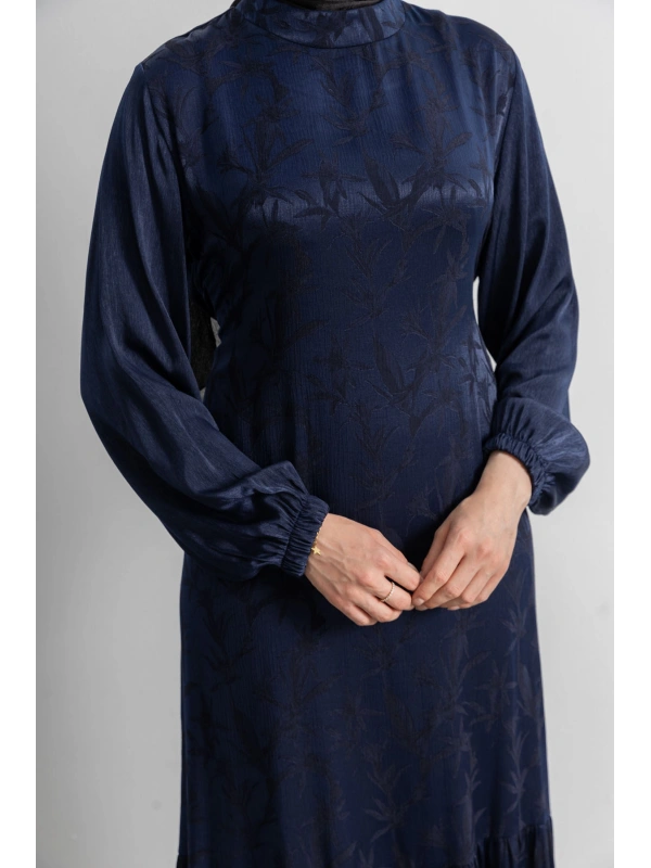 ETEK BÜZGÜ DETAYLI JAKAR ELBİSE - LACİVERT