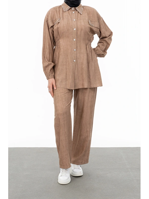 YAKASI VE ALLERİ TAŞLI PANTOLON TAKIM - GOLD