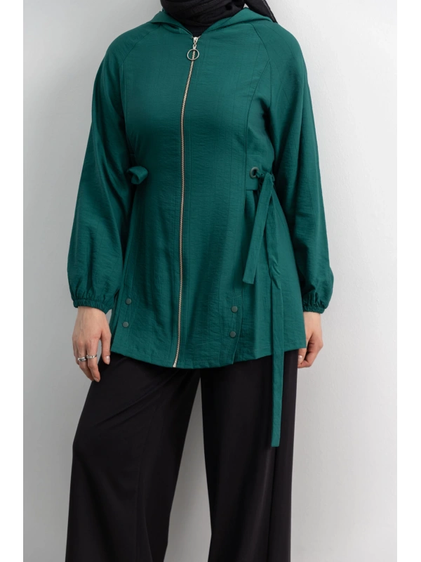 Letafet Şerit Detaylı Kapüşonlu Fermuarlı Ceket - ZÜMRÜT