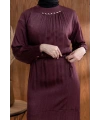 YAKASI BÜZGÜ VE TAŞ DETAYLI  ELBİSE - BORDO