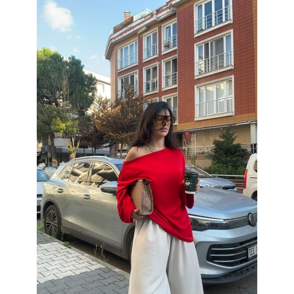 KIRMIZI SALAŞ BLUZ