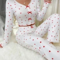 Beyaz Uzun Kollu Pamuklu Kalpli Fiyonklu Pijama Takım