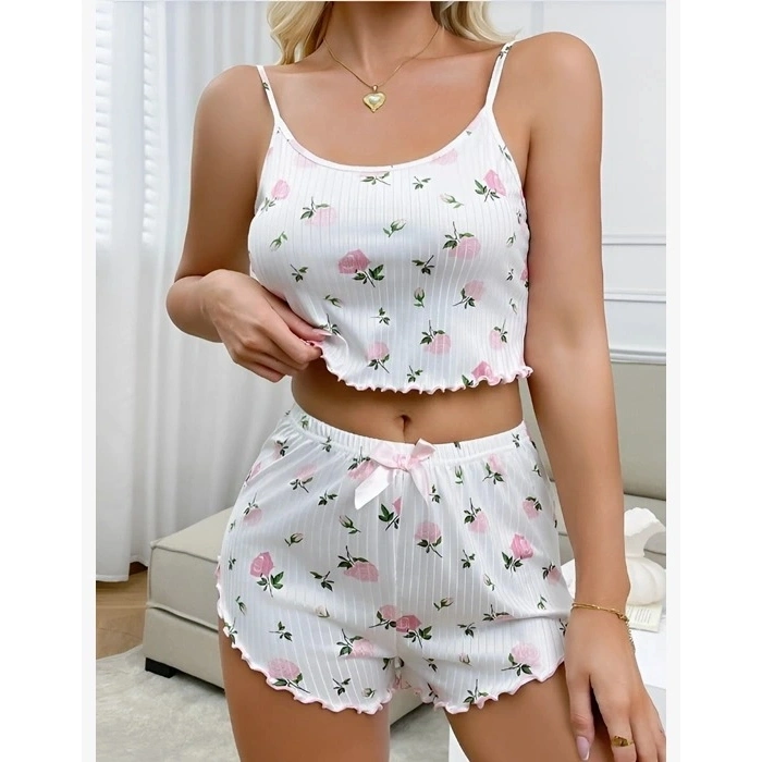 Kadın Süt Beyaz Gül Desenli Şortlu Pijama Takımı