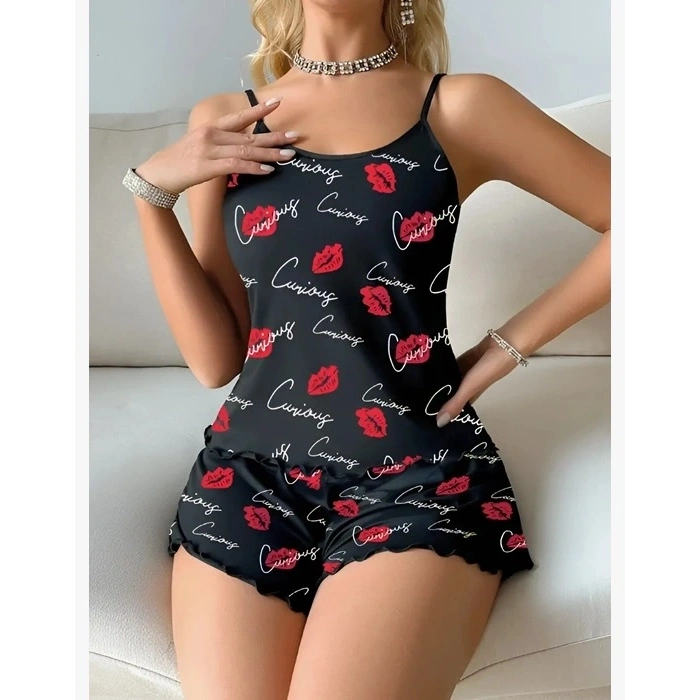 Kadın Siyah Öpücük Desenli Şortlu Pijama Takımı