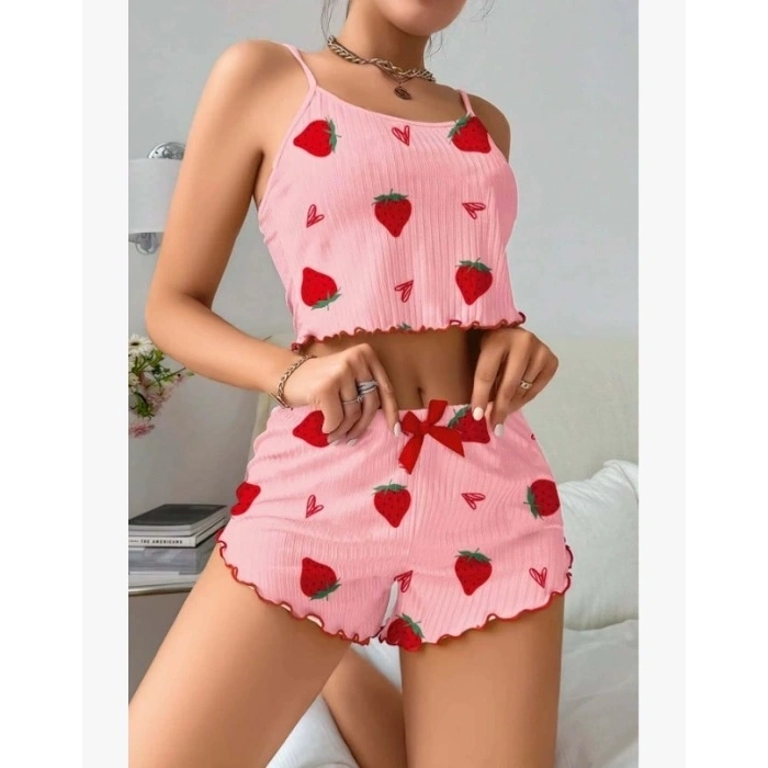 Kadın Pembe Pamuklu Çilek Desenli Şortlu Pijama Takımı