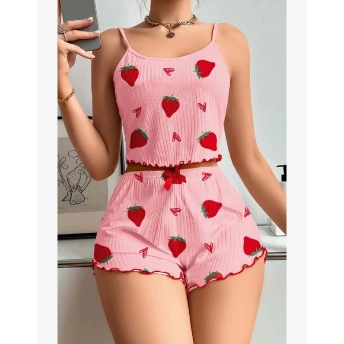 Kadın Pembe Pamuklu Çilek Desenli Şortlu Pijama Takımı