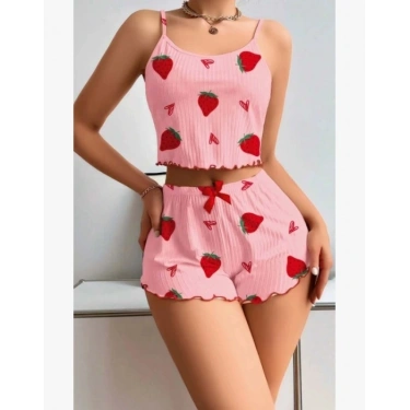 Kadın Pembe Pamuklu Çilek Desenli Şortlu Pijama Takımı