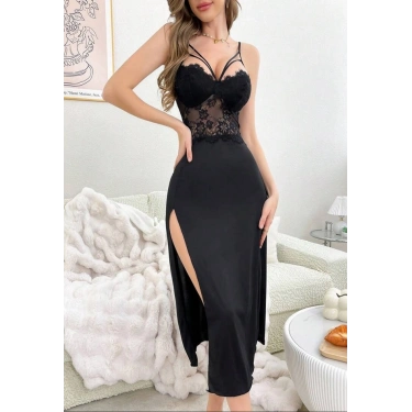 Siyah Kuğu Dantel Detaylı Gecelik (Tanga Hediyeli)