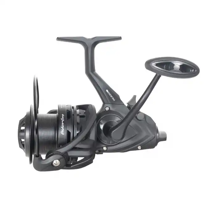 KUDOS PRO CARP 5500XT B 5+1BB BAITRUNNER MAKARA