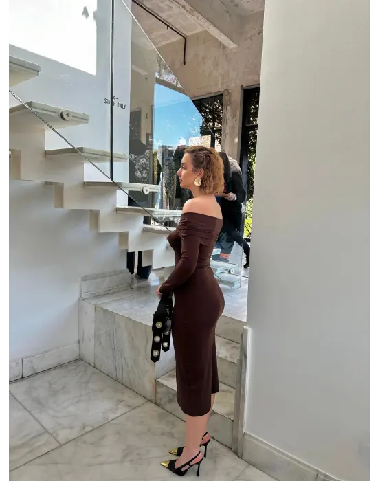 Kahve Tokalı Madonna Elbise