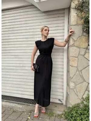 Melina Siyah Düğüm Detay Piliseli Elbise