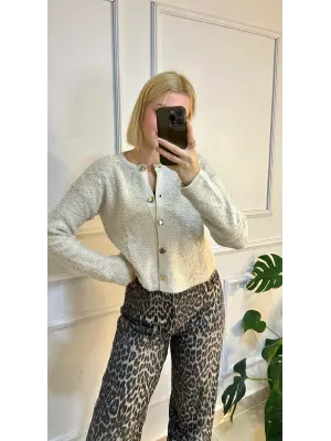 Yumie Bej Gold Düğmeli Kürk Görünümlü Yumuş Triko Hırka