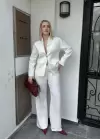 Velvet Beyaz Gold Büyük Tek Düğmeli İç Astarlı Beyaz Blazer Ceket