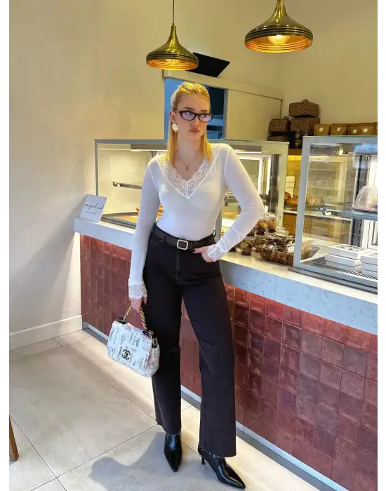 Beyaz Dantel Detay Esnek Kaşmir Transparan Bluz