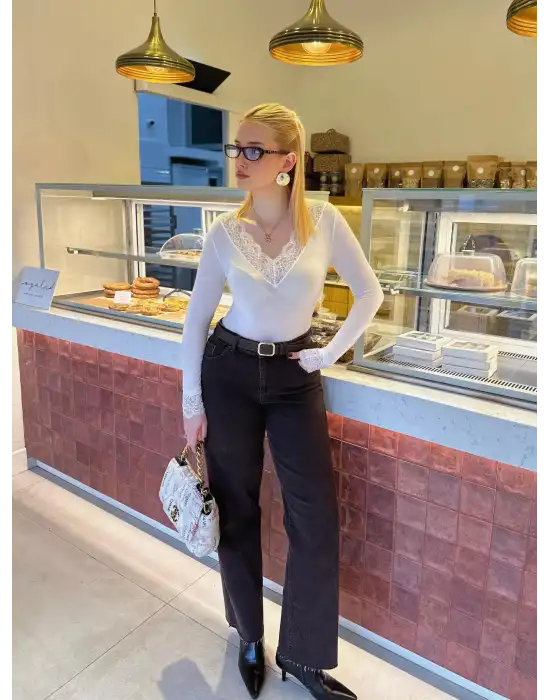 Beyaz Dantel Detay Esnek Kaşmir Transparan Bluz