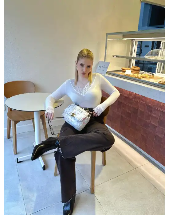Beyaz Dantel Detay Esnek Kaşmir Transparan Bluz