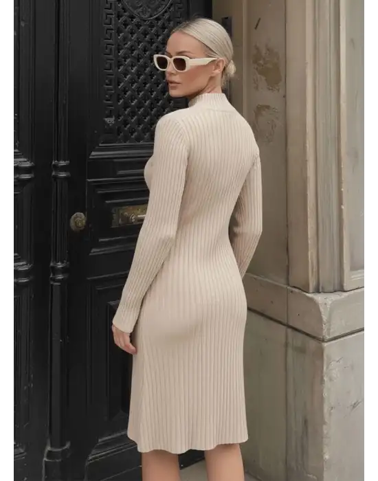 Taş Balıkçı Yaka Yün Midi Kloş Elbise