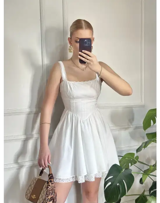 Lolaya Dantel Detay Sırt Bağlamalı Korse Elbise