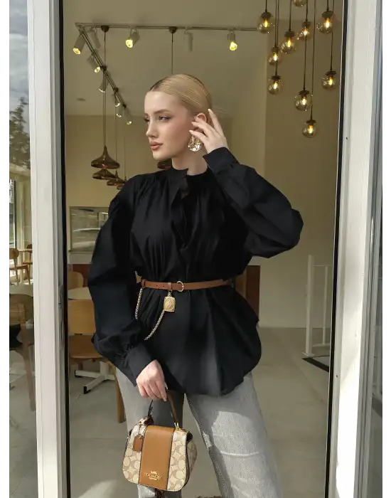 Dik Yaka Oversize Pileli Siyah Gömlek