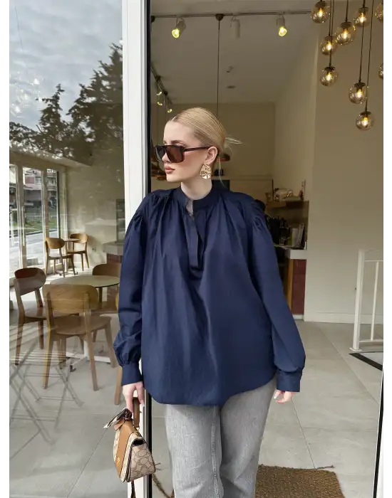 Dik Yaka Oversize Pileli Laci Gömlek