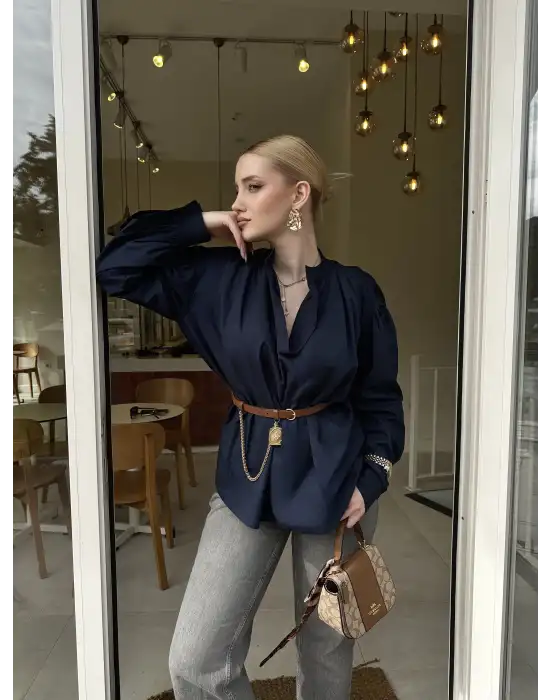 Dik Yaka Oversize Pileli Laci Gömlek