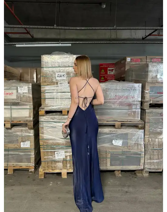 Moi Sırt Dekolteli V Yaka Balık Parlak Saten Abiye Lacivert Elbise