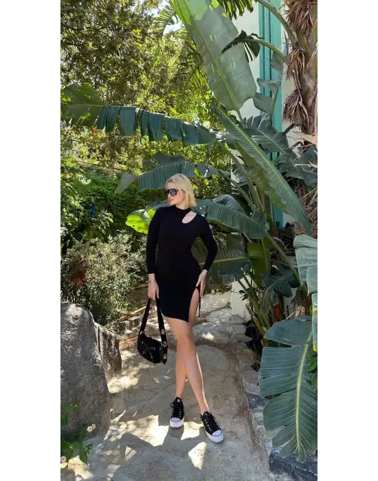 Alia Boyun Dekolte Elbise