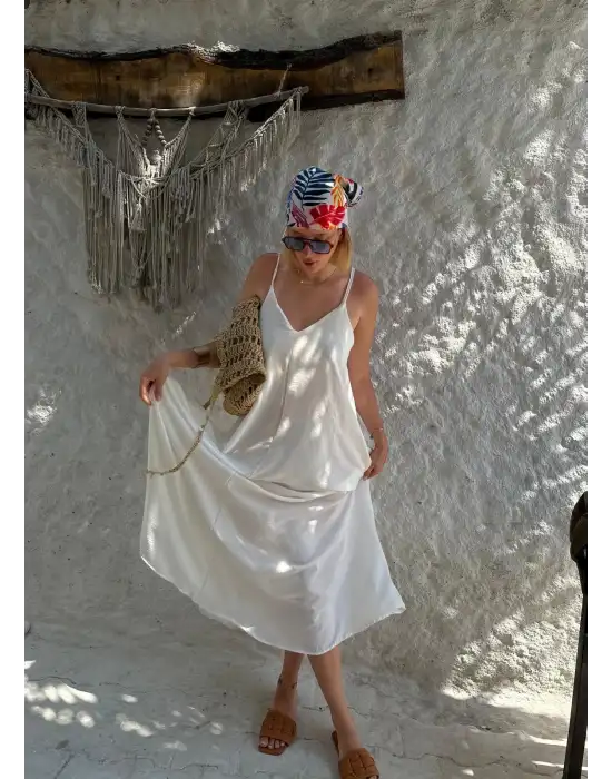 Bohemian Beyaz Ayarlanabilir İp Askılı Salaş Elbise
