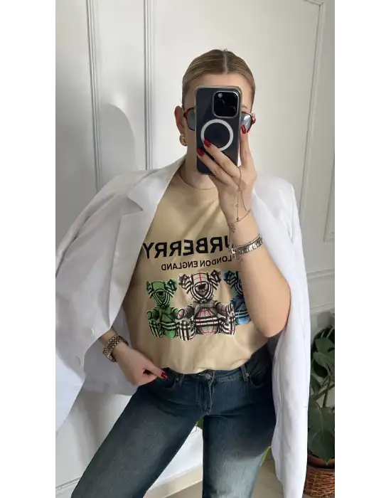 Burbe Bej Ayıcık Baskılı %100 Pamuk Orijinal Marka Etiketli Oversize Tshirt