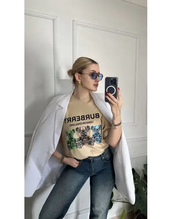 Burbe Bej Ayıcık Baskılı %100 Pamuk Orijinal Marka Etiketli Oversize Tshirt