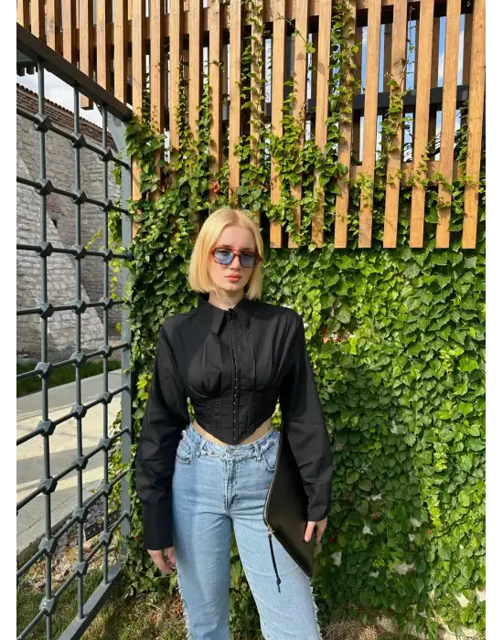 Dora Agraflı Korse Gömlek